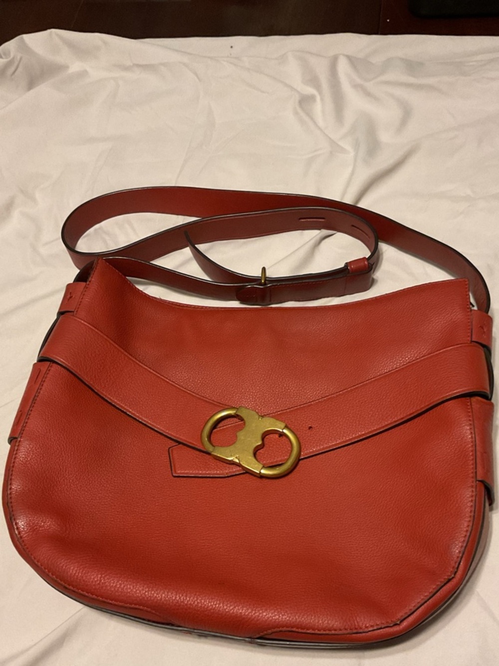 Tory Burch Gemini link hobo bag with Gold Hardware